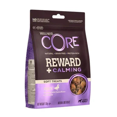 Wellness CORE Dog Treats Adult Training Treats Chicken with Berries – Case of 8 x 170g