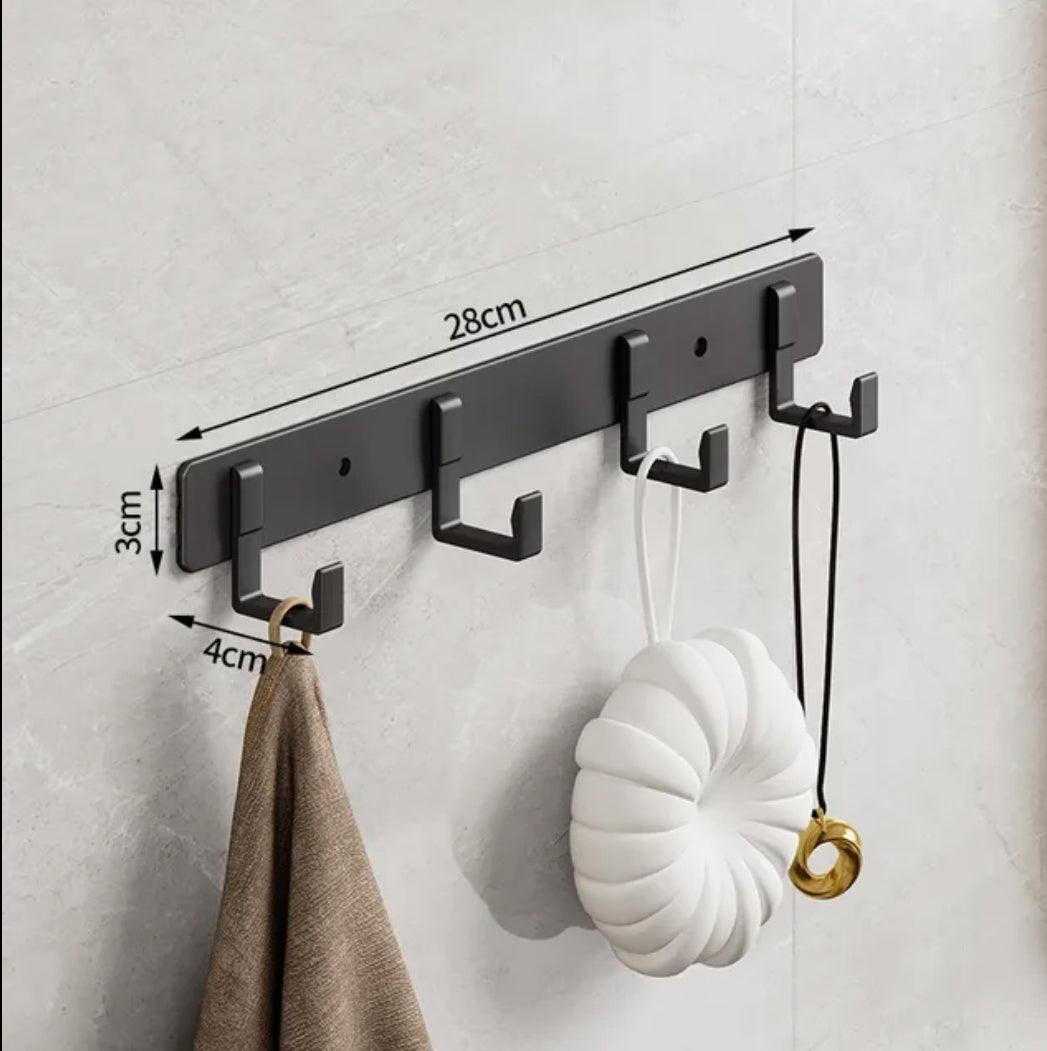 Pet accessory Hanger - 4 Hook